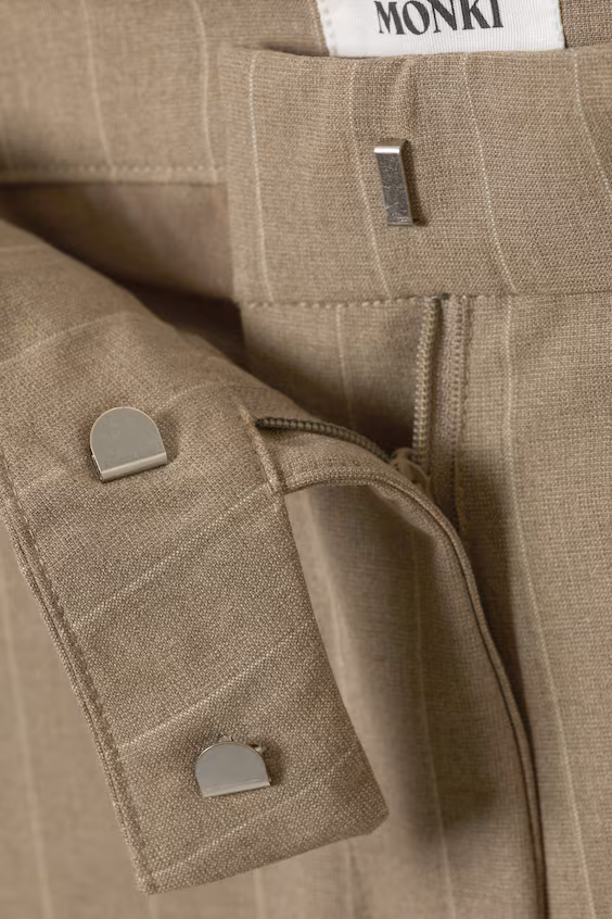 Брюки с низкой талией