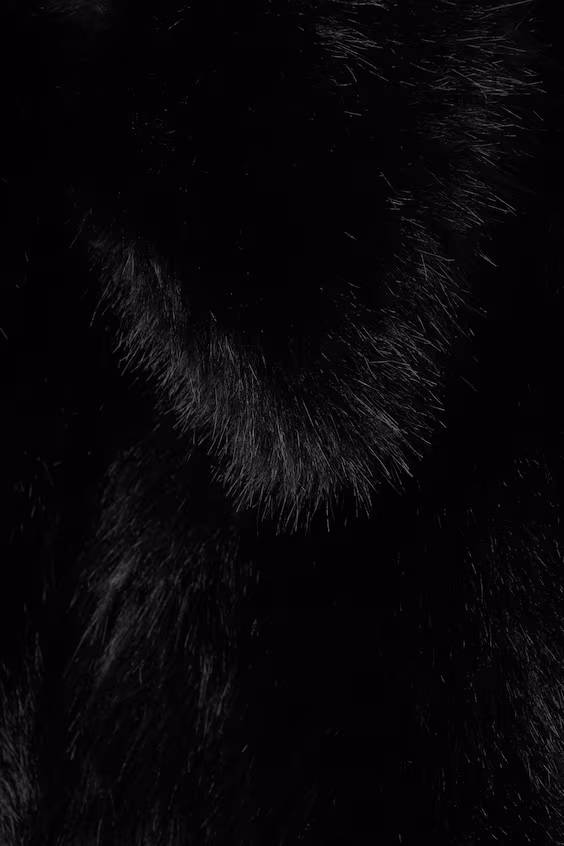 Пальто с искусственным мехом