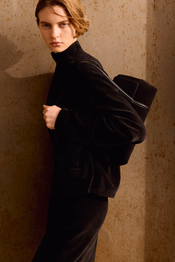 Водолазка из шениля с высоким воротником