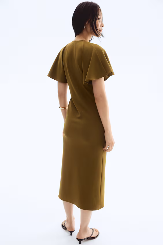 Платье из интерлока с вырезом лодочкой