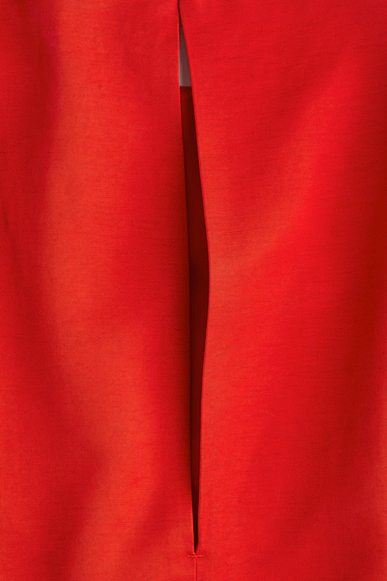 Платье прямого кроя из льна