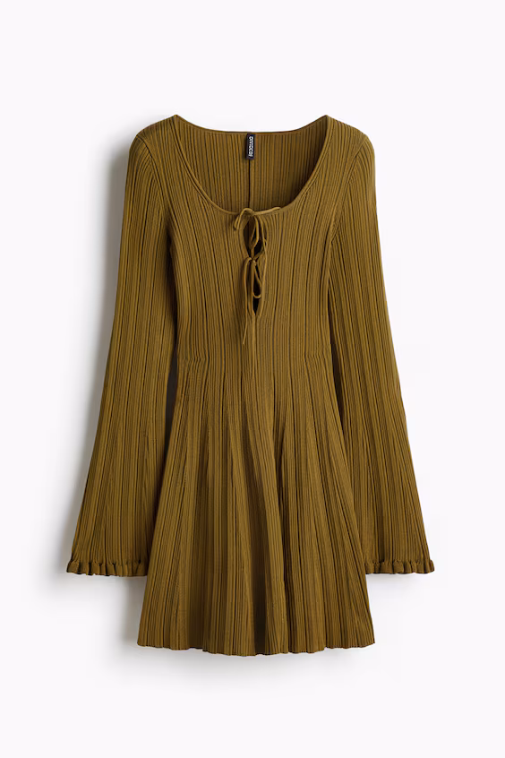 Расклешённое платье