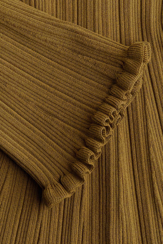 Расклешённое платье