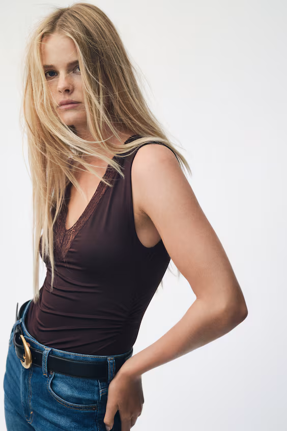 Боди-трусики с кружевом