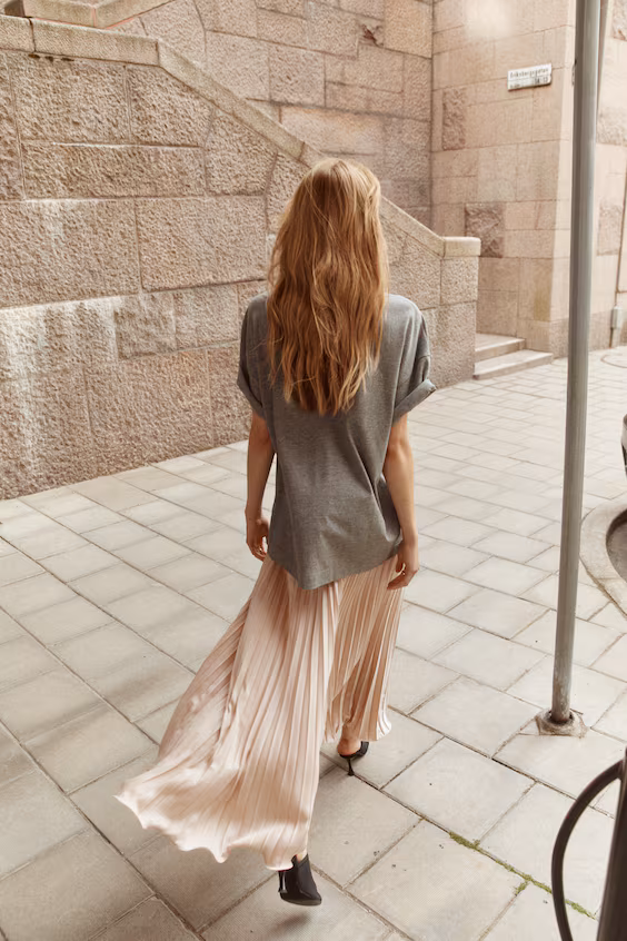 Длинная плиссированная юбка