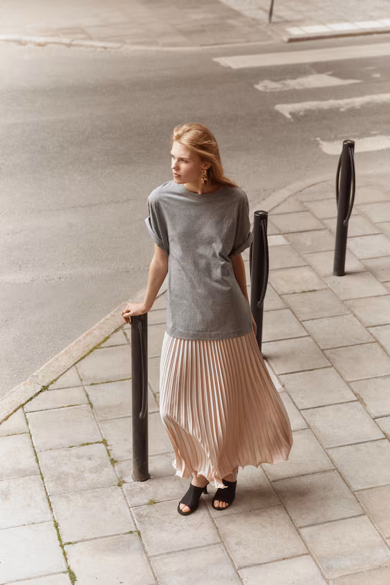 Длинная плиссированная юбка