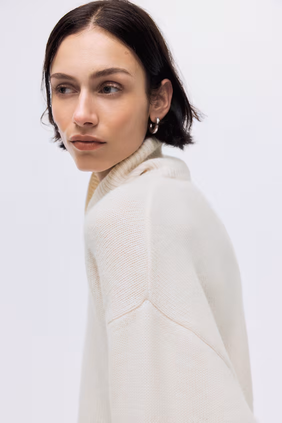 Свитер с высоким воротником из смесовой кашемировой пряжи