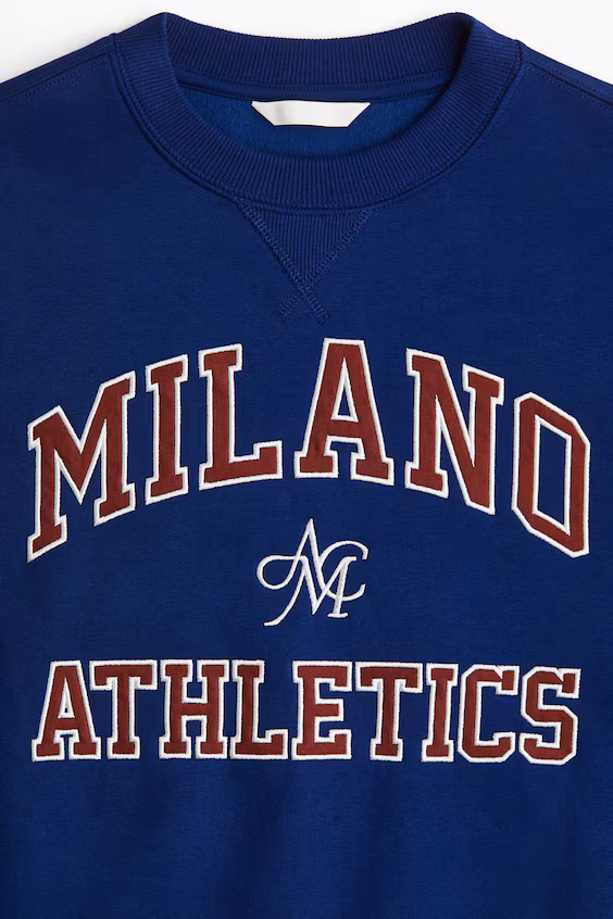 Свитшот с текстовым принтом