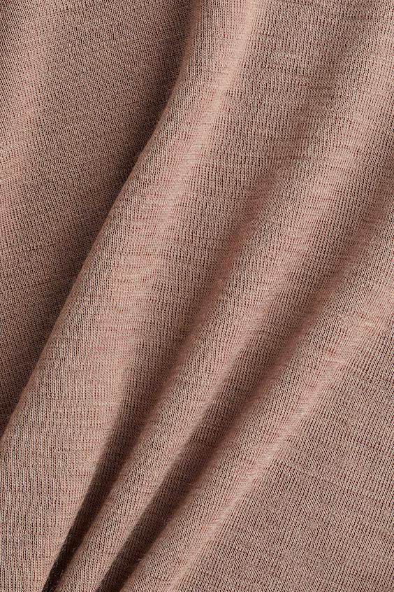 Свитер из тонкой шерсти