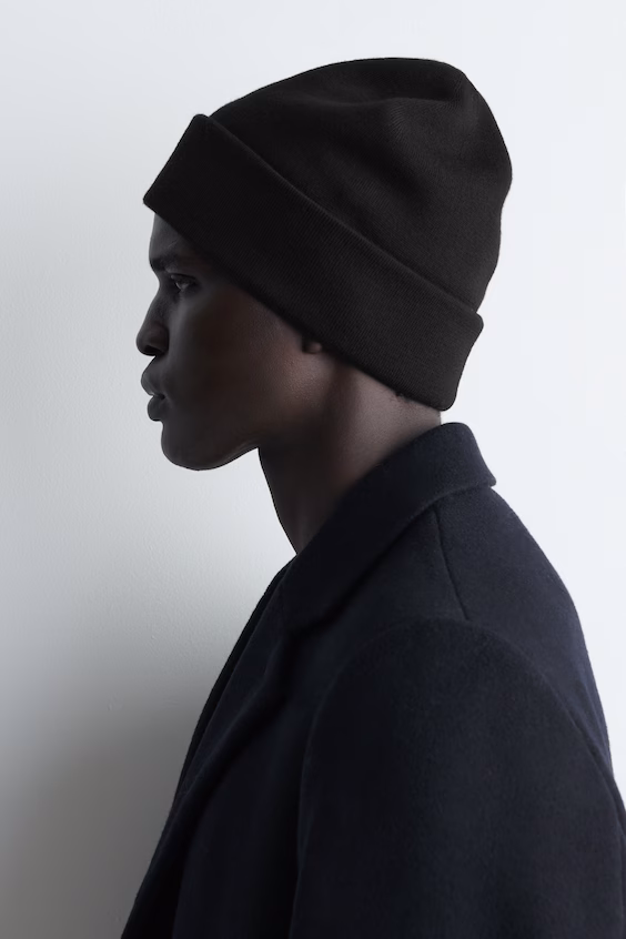 Двусторонняя шапка из шерсти