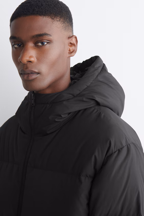 Пальто с утепленным капюшоном