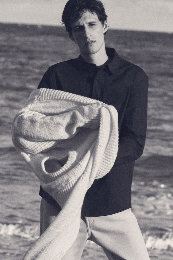 Свитер из шерсти с узором рогожка