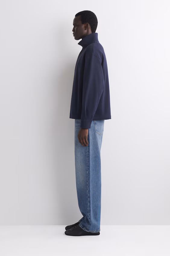 Свитер с молнией и высоким воротником-стойкой