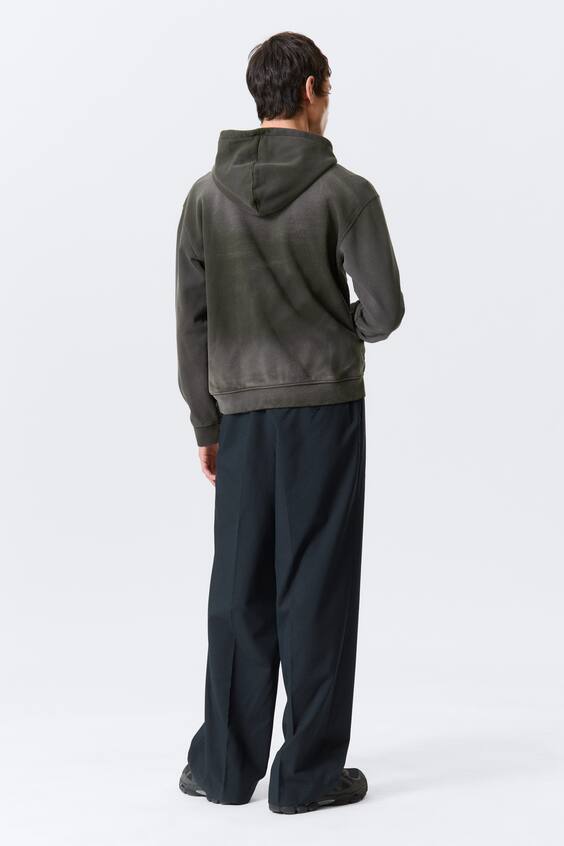 Парка с молнией и потертым эффектом