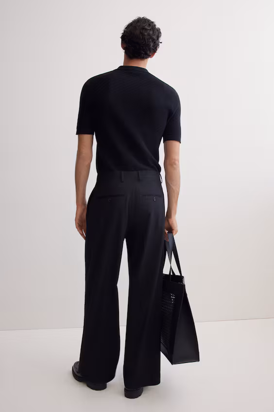 Классические брюки свободного кроя