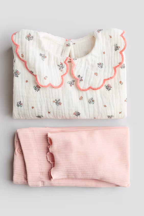 Набор блузы и леггинсов