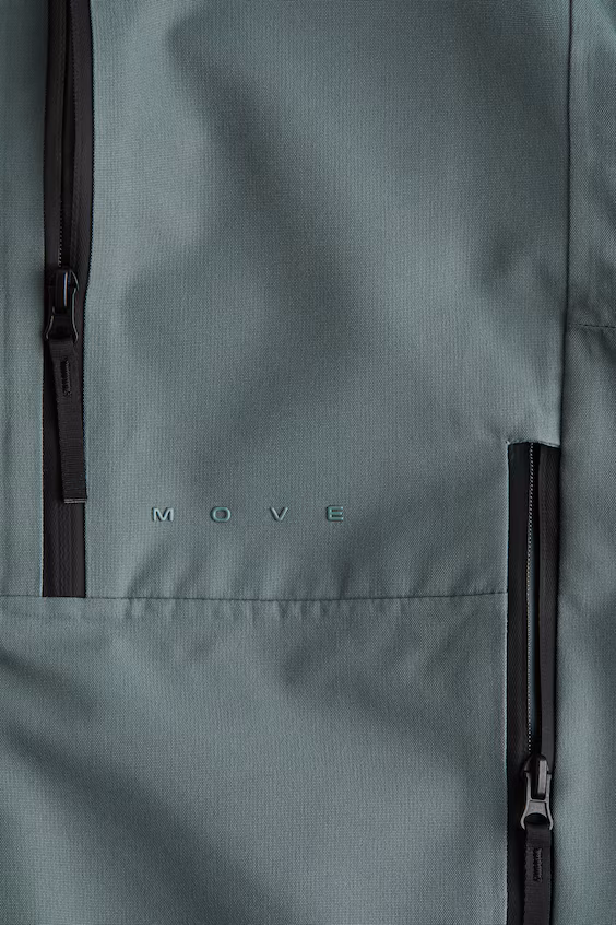 Лыжный пуховик с технологией stormmove™