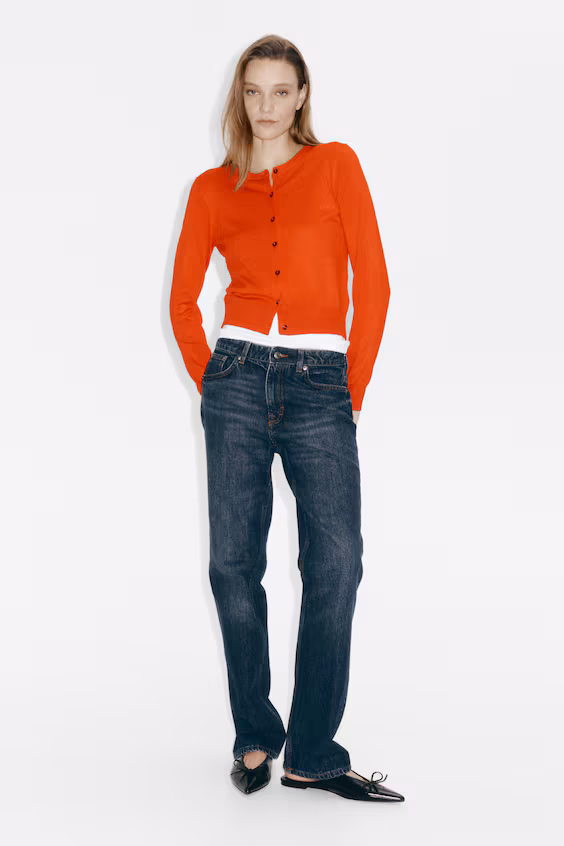 Тонкий вязаный свитер