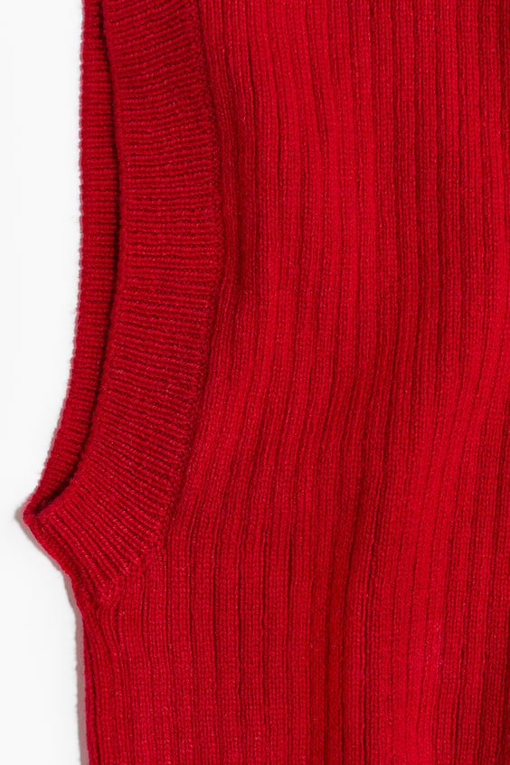 Полушлем в рубчик из теплой вязаной ткани