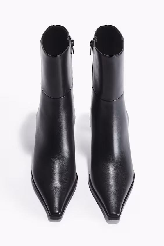 Ботильоны на высоком каблуке