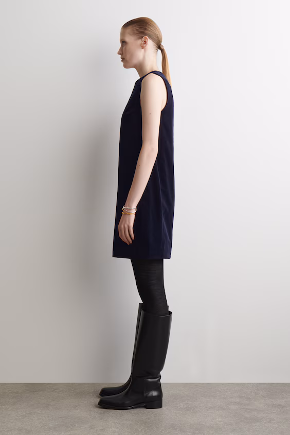 Мини-платье прямого кроя из вельвета