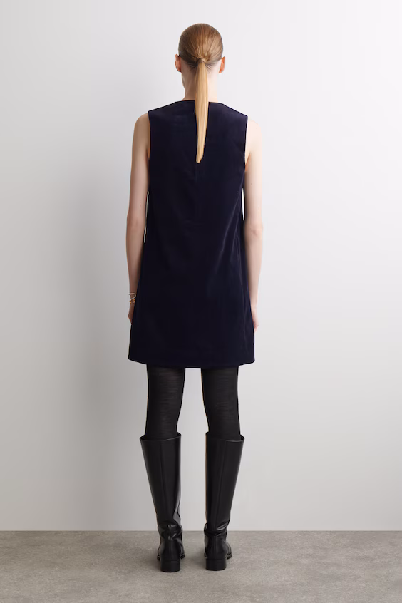 Мини-платье прямого кроя из вельвета