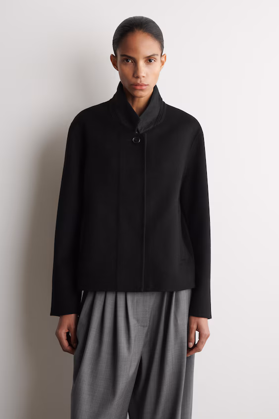 Структурное пальто из двухслойной шерсти