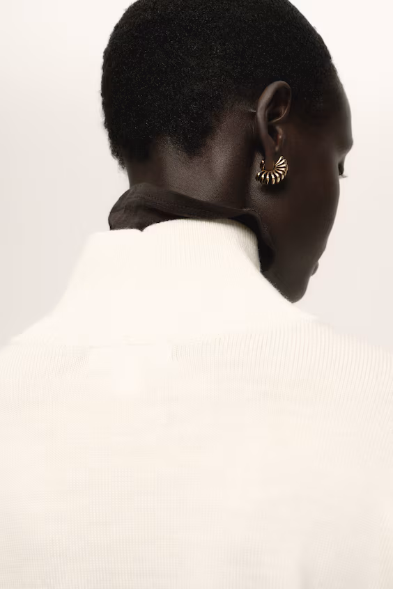 Свитер с высоким воротником из мериносовой шерсти