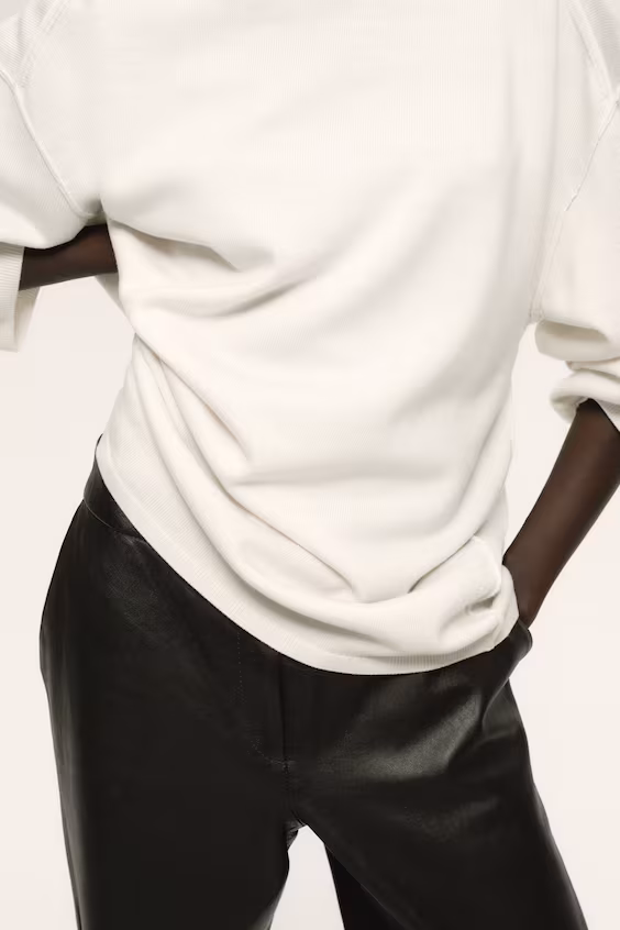 Свитер с высоким воротником из мериносовой шерсти