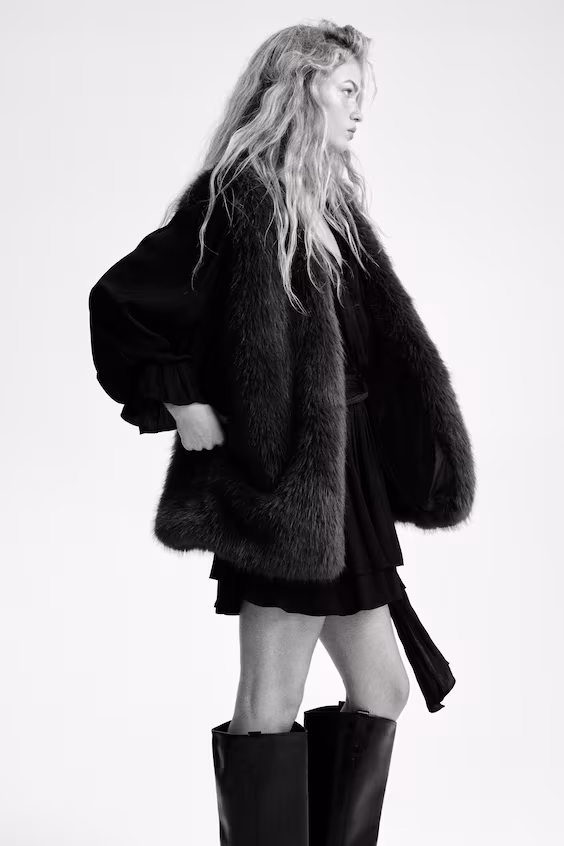 Меховой жилет