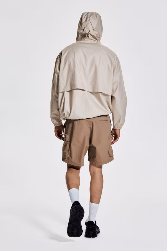 Ветровка с водоотталкивающей пропиткой комфортного кроя