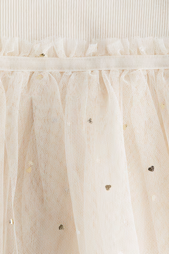 Платье с юбкой из тюля