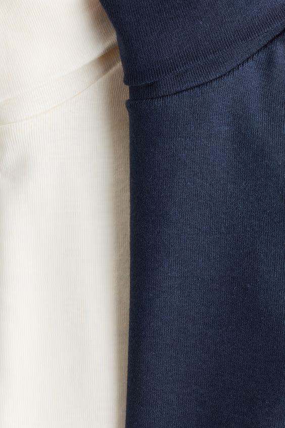 Набор из 2 свитеров с высоким воротником