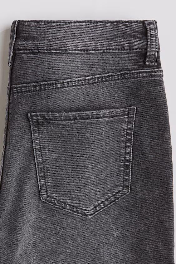 Джинсы с объемным буткатом baggy fit