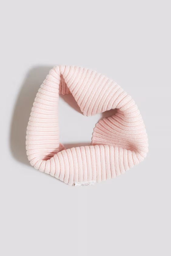 Трубчатый шарф из рубчиковой ткани