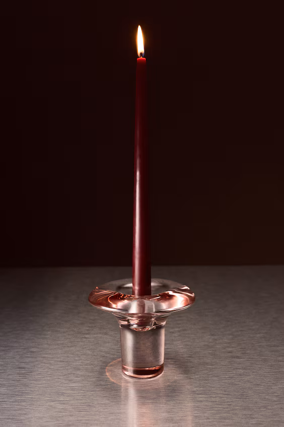 Высокая свеча из стекла