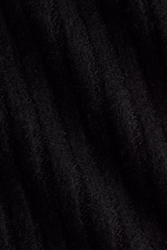 Платье в рубчик из мягкой ткани