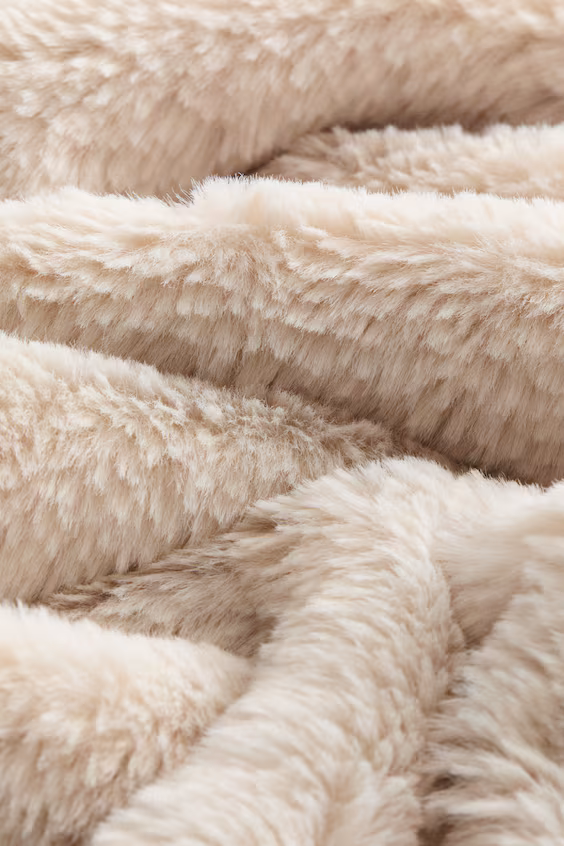 Пушистый плед для младенцев