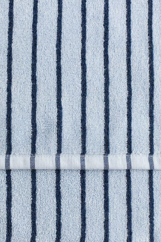 Рушник в полоску для рук