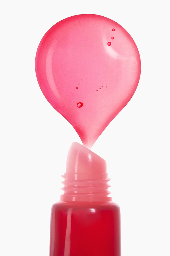 Губная помада с держателем для мобильного телефона