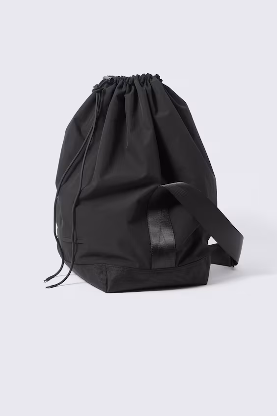 Сумка через плечо с шнурком