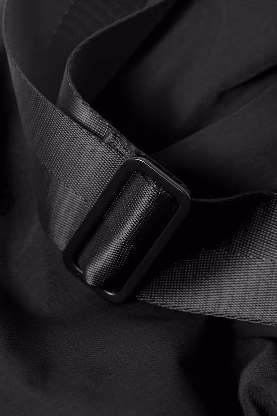 Сумка через плечо с шнурком