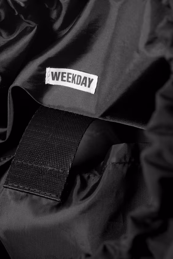 Сумка через плечо с шнурком