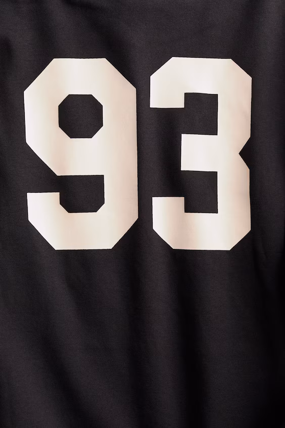 Худи с капюшоном свободного кроя