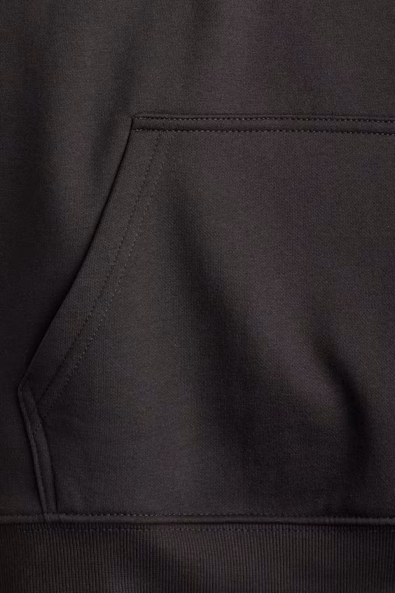 Худи с капюшоном свободного кроя