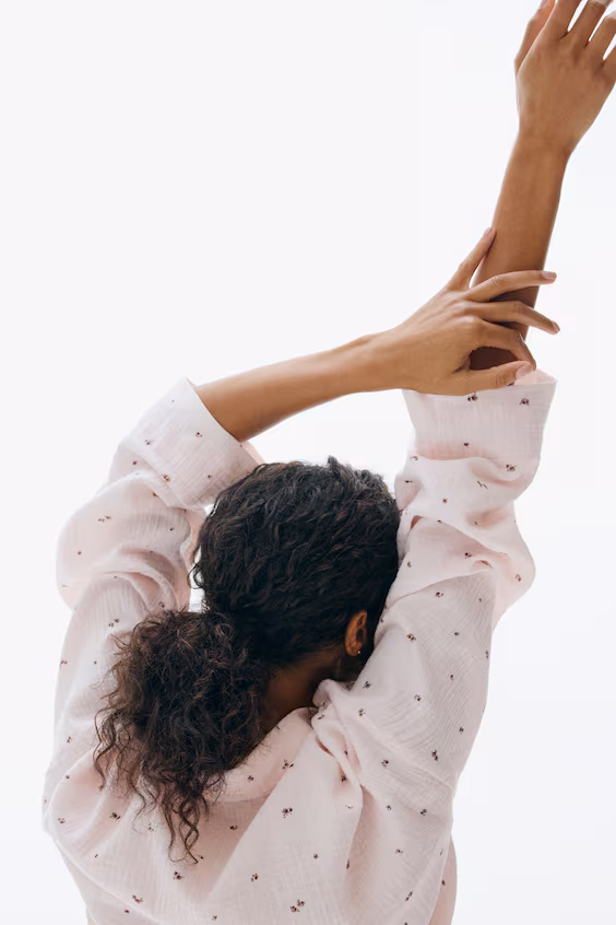 Пижама с рубашкой и шортами