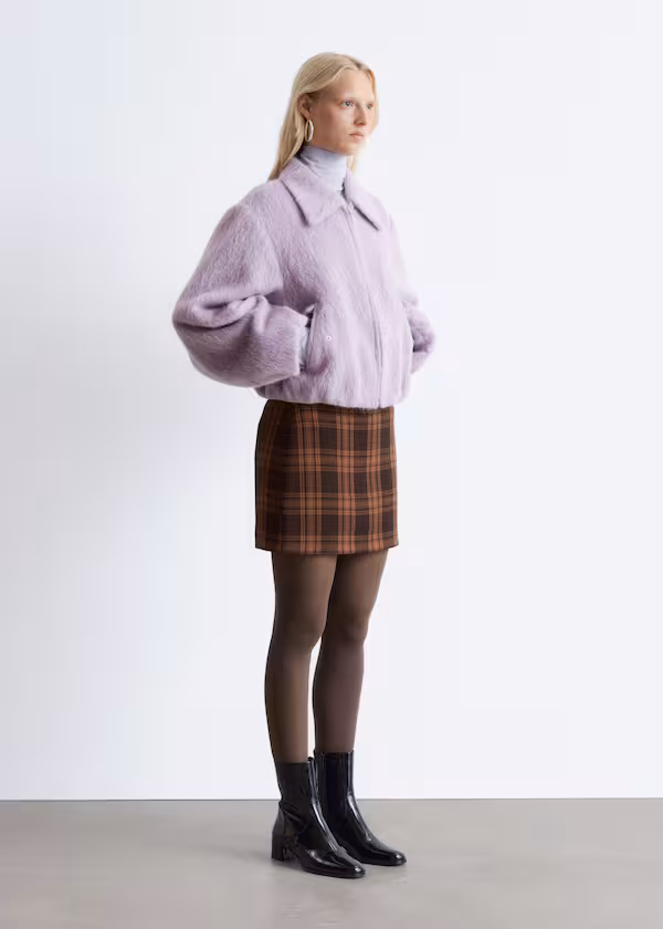 Ботильоны на блестящем кожаном каблуке