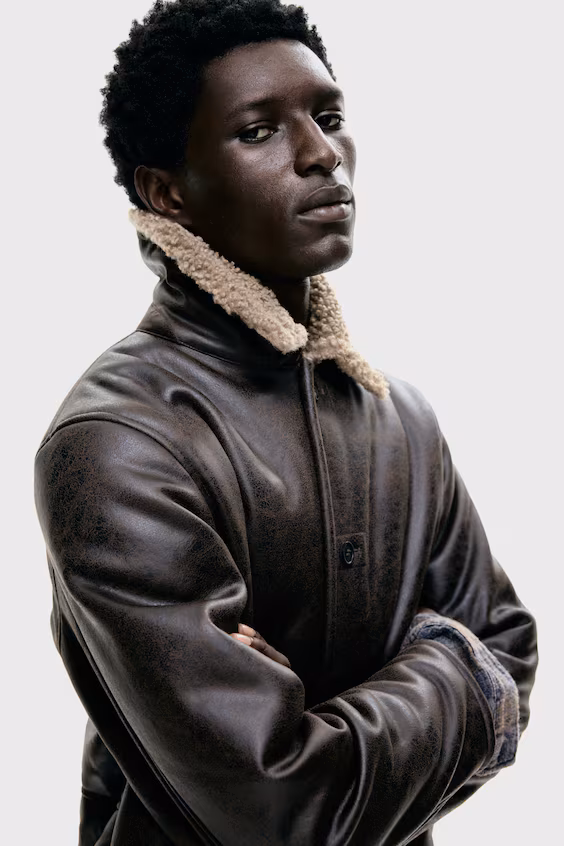 Пальто из покрытой ткани