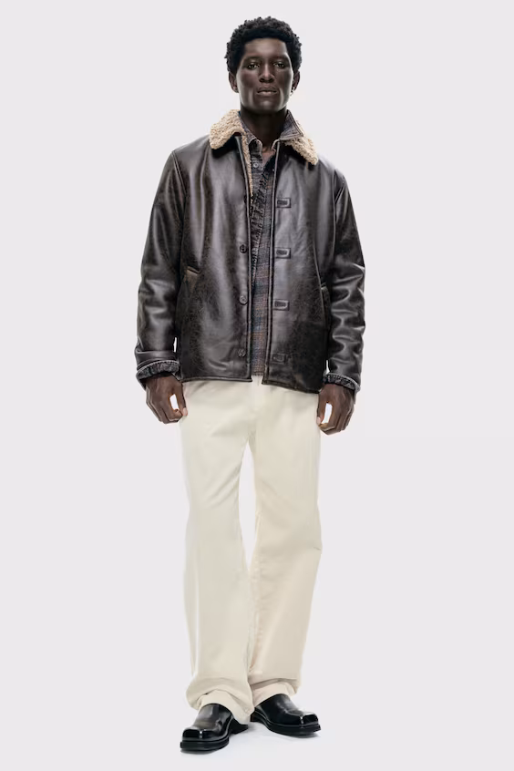 Пальто из покрытой ткани