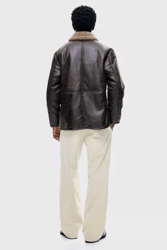 Пальто из покрытой ткани